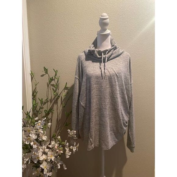 Chico's Zenergy Grey Crowl Neck Pullover Sweater - Size 2 (US Size 12/14 - Picture 1 of 10